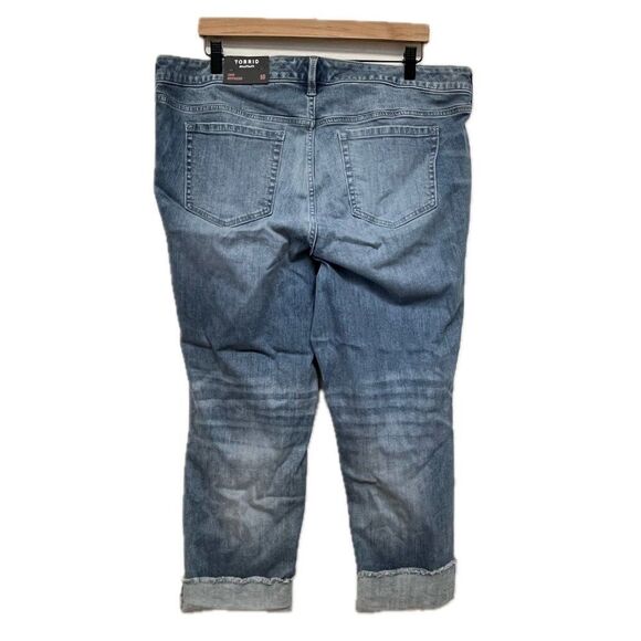 New Torrid Blue Crop Boyfriend Jeans - Size 18 - Picture 6 of 7